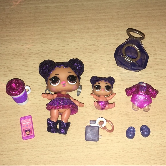 Purple Queen & Lil Sis Ultra Rare LOL Surprise Original Dolls with Accessories - Picture 2 of 5